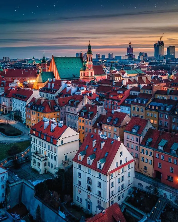 White 3 Metro Wifi 85'Tv Netflix Disney+ Hbo Warsaw 0*,