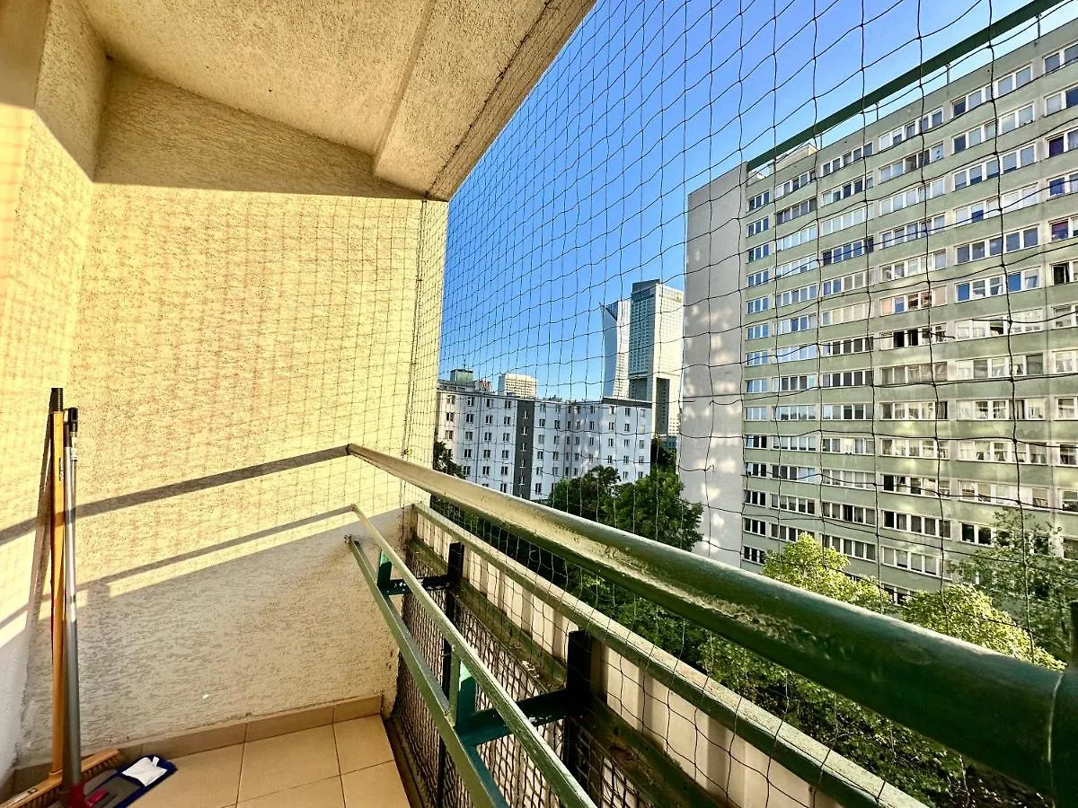 Apartment White 3 Metro Wifi 85'Tv Netflix Disney+ Hbo Warsaw Poland